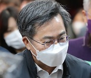 김동연 창당 첫발에 정치권 총출동..대선 '다크호스' 나오나