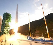 S. Korea's launch of independently made rocket makes headlines across globe