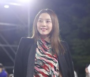 [포토]이세나, '예쁜 미소로~'