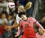 최강 미국 '연승킬러' 된 韓여자축구.. 윤영글 '선방쇼'로 값진 무승부