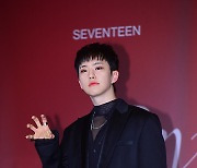 [MD포토] 세븐틴 호시 '호랑이 느낌 살려서'