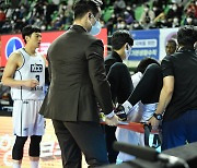 프로농구 MVP 송교창, 부상으로 코트 떠나