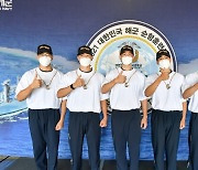 NC, 해군 장병 격려 위해 '우승반지 티셔츠' 지원