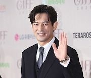 [TD포토] 오지호 '해맑은 미소로'