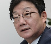 유승민 전 의원, 연합뉴스와 인터뷰