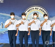 NC, 순항 훈련 떠나는 해군에 '우승 반지 그래픽 티셔츠' 지원