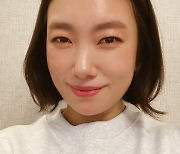 '윤형빈♥' 정경미, 얼굴에 색칠? 42살 피부가 어쩜 이래 [TEN★]