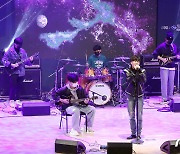'2021 청춘대학가요제' 열창하는 동서울대 왕김말이 밴드