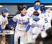 '백정현 14승·홈런 3개' 삼성, KT 꺾고 121일 만에 1위 탈환