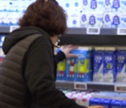 안 그래도 소비 줄었는데 수입산 우유 찾는 한국인들