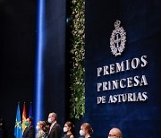 SPAIN ROYALS PRINCESS OF ASTURIAS AWARDS