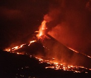 [포토] 한 달째 이어지는 라팔마섬 화산폭발