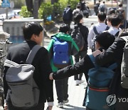 서울 중·고교 '키다리샘' 7천200명, 학생 밀착 보충 지도한다