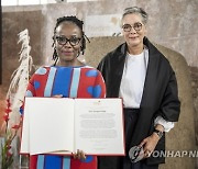 GERMANY LITERATURE PEACE PRIZE