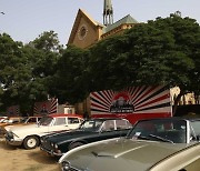 PAKISTAN VINTAGE CAR SHOW