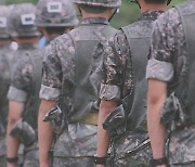 군인 '빡빡머리' 사라진다..계급별 두발규정 개정 검토