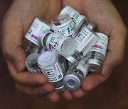 [속보] 정부, 이란에 아스트라제네카 백신 100만 회분 공여