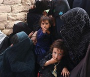 유엔 "아프간 전 국민 절반 이상 극심한 식량난 직면"