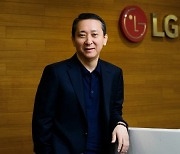 LG엔솔 새 CEO에 권영수 부회장.."배터리 힘 싣는다"