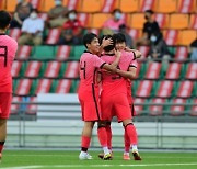'황선홍호 데뷔전' 필리핀에 3-0 승리..이규혁·고재현 1골1도움