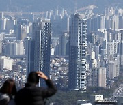 서울 아파트값 평균 12억 돌파..1년 만에 2억원 올랐다