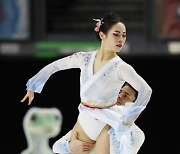 USA FIGURE SKATING