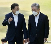 이재명 본선 행보 시동..'원팀' 마침표는 잡음 없는 선대위 구성