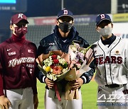 [포토] 두산 김재환 '통산 1000안타 금자탑'