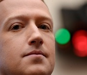 저커버그 "페이스북 증오범죄 부채질은 오해..선의의 비판 수용"
