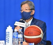 김희옥 KBL 총재, 매트 베이어 동아시아 슈퍼리그 CEO와 화상 회의