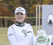 '세계골프 퀸' 고진영, 4개월 만에 여자 골프 세계 랭킹 1위 탈환
