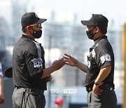 '외국인 감독들도 불만' KBO S존, 국제수준으로 끌어올린다