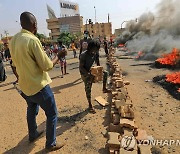 정부, 수단 쿠데타에 "우려스럽게 주시 중..평화적 대화 통해야"