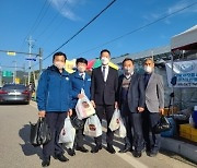 "보은 대추재배농가 표심 잡아라"..정계인사 너도나도 판매장으로