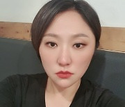 '싱글맘' 김현숙, "좀 야위었군" 놀랐네..11kg 감량에 베일듯한 턱선 '홀쭉 근황'