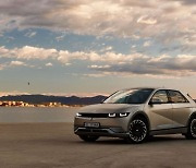 아이오닉5·EV6, 벤츠·BMW 제치고 '2022 독일 올해의 차' 휩쓸었다