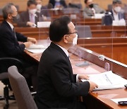 코로나19 일상회복지원위원회, 발언하는 김부겸 총리