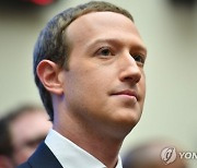 "저커버그는 CEO 아닌 왕"..페이스북서 의결권 막강