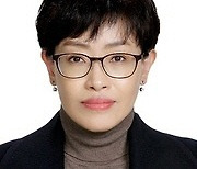 전북은행 52년 만에 첫 여성 임원..부행장급 CCO에 김선화씨 선임