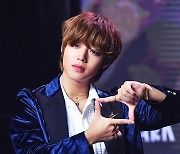 박지훈 "'Serious' MV서 4가지 감정 변화 연기, 우는 연기 자신 있어"