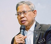 Digital investment accelerates economic growth: Mustapa Mohamed