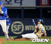 김상수, '재빠르게 병살처리' [사진]