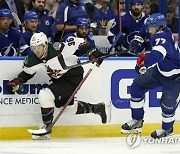 Coyotes Lightning Hockey