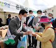 양승조 충남지사, 제주서 '충남 농산물' 홍보·판촉