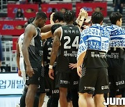 [JB포토] KT, 96-74로 KCC에 승리