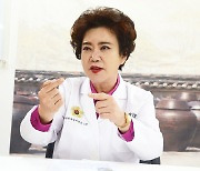 "새빨간 알몸 김치, 국산 김치와 비교 못해" 김치명인 1호 얘기 들어보니 [방영덕의 디테일]