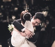 지숙♥이두희, 결혼 1주년 "지금처럼 재미있게 잘 지내자" [TEN★]