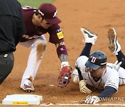 '미란다 없는' 두산 vs '지면 끝' 키움, 와일드카드 결정전