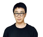 파격적 공간 디자인이 소비자 마음 열어..안경 진열에만 2년 고민