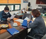 "불법체류 묻지 않아요" 함양군, 외국인 근로자 백신 접종 총력